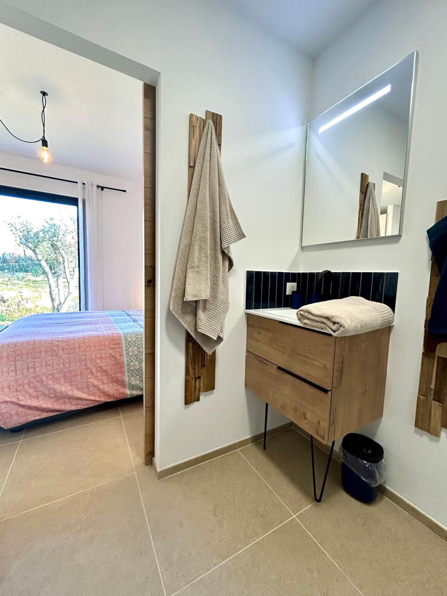 Maison A La Campagne 4 Personnes Montauroux Extérieur photo
